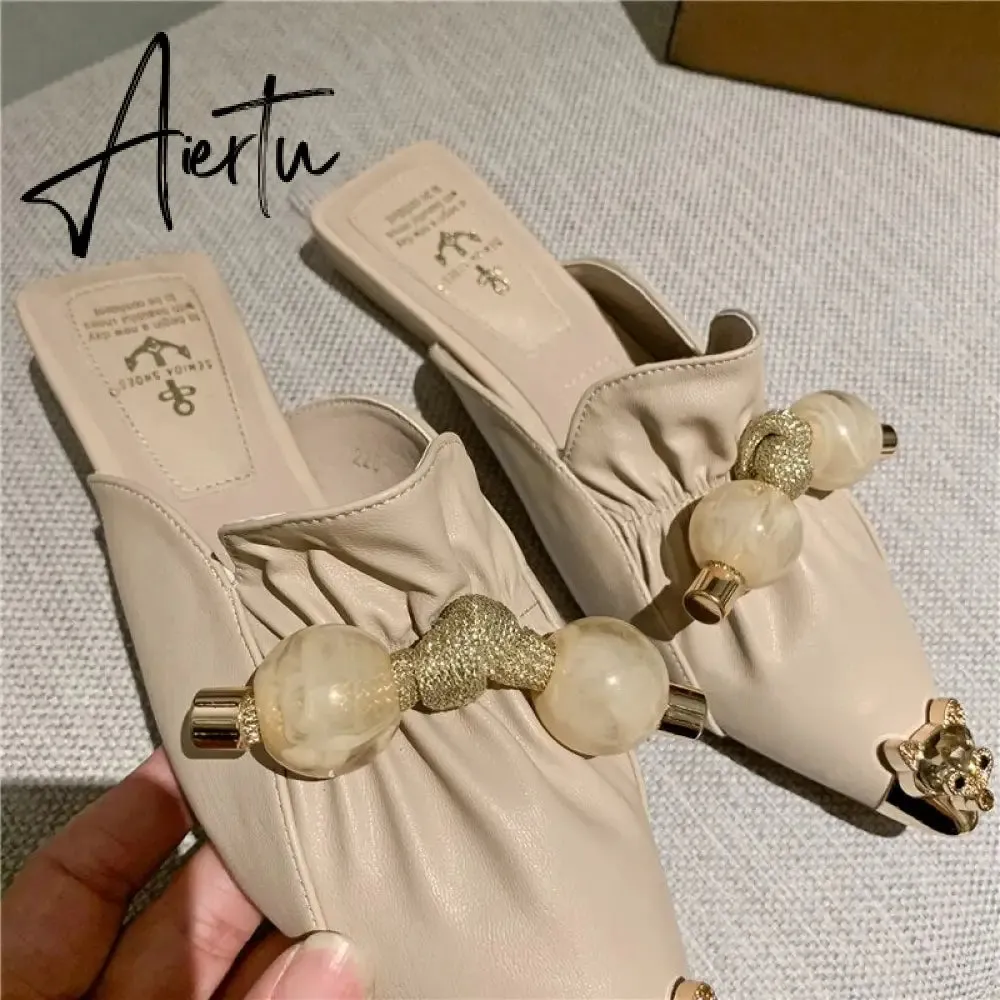 Aiertu Slippers for Women Flat Pointed Toe Pearl Knot Casual Summer Slip-on Mules Backless Loafers Ballet Flats Low Heel Luxury Shoes