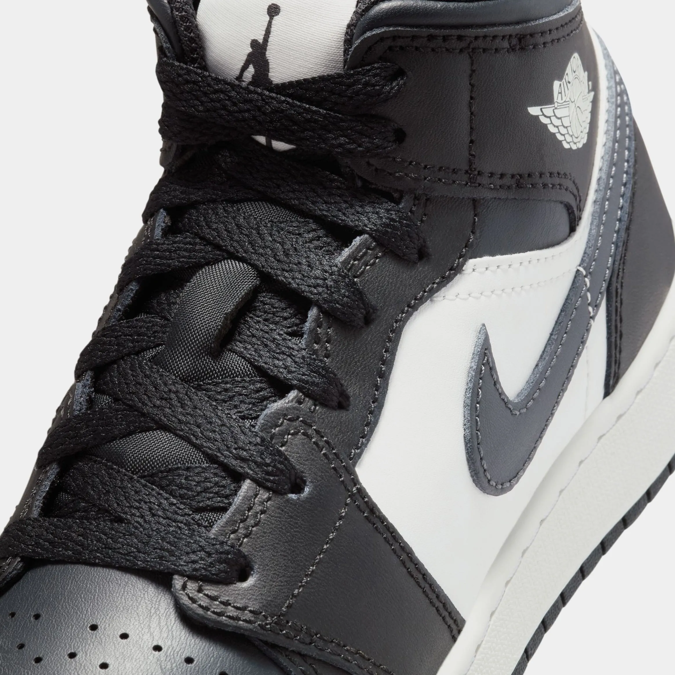 Air Jordan 1 Mid Off Noir Grade School Lifestyle Shoes (Grey/Black/White)