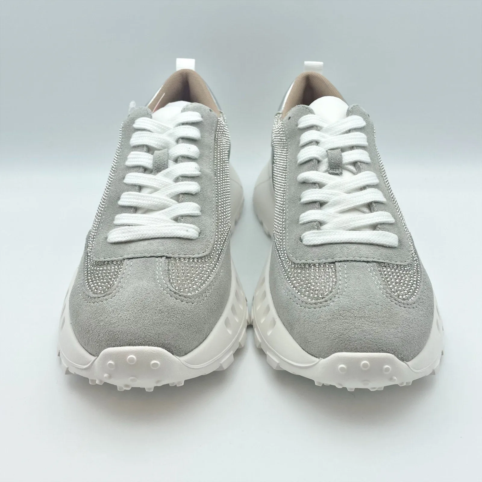 Blondo Womens Lyandra Sneakers US 8 Light Grey Rhinestone Casual Waterproof