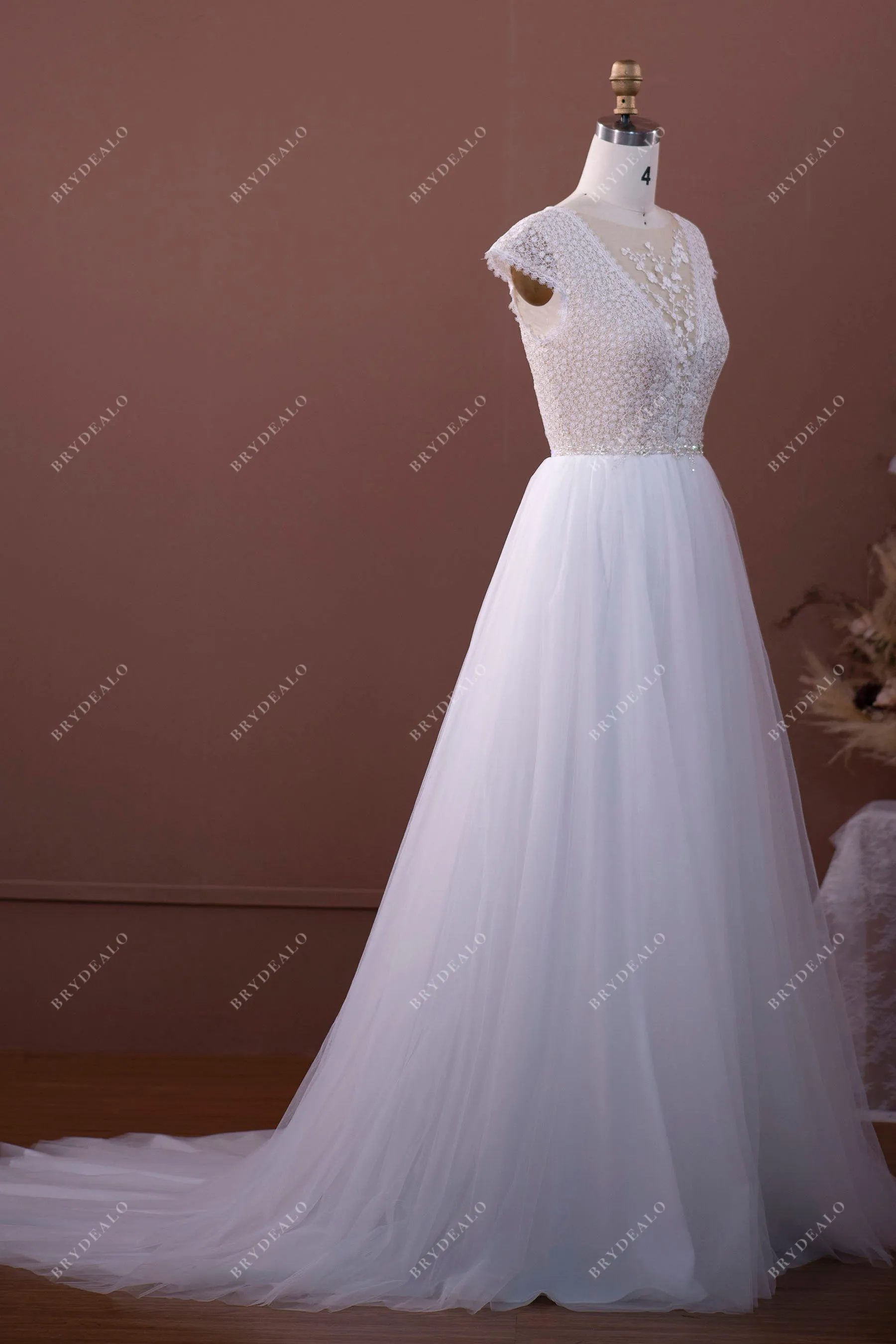 Cap Sleeve Illusion Floral Lace Tulle Bridal Gown