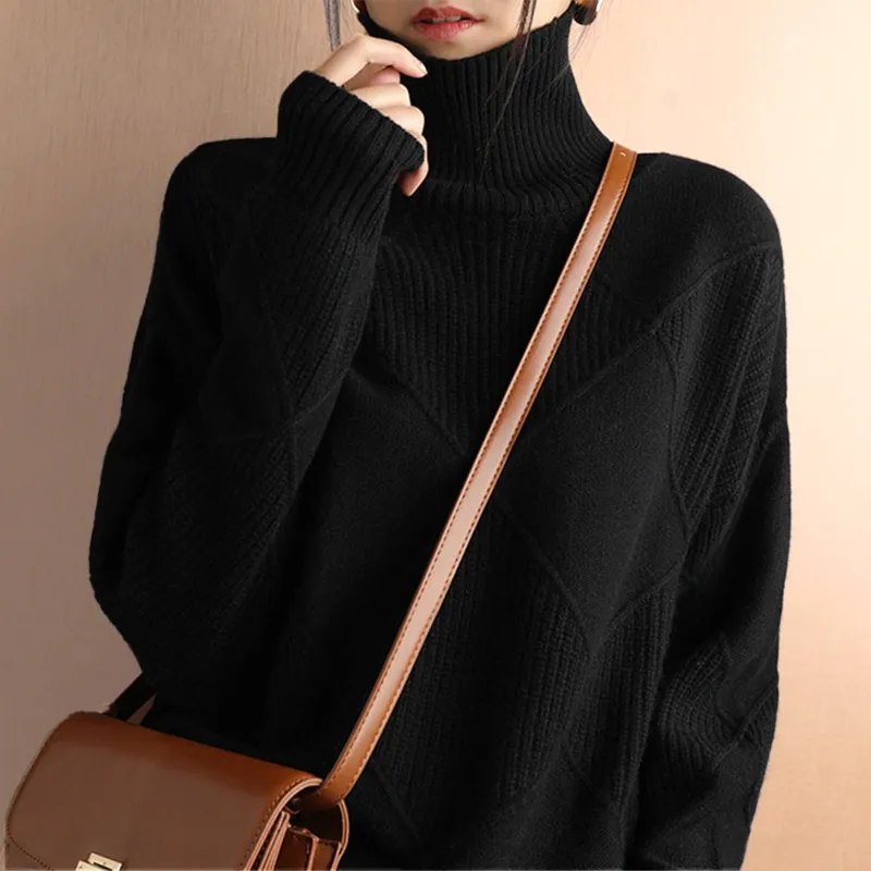 Chunky Knit Roll Turtleneck