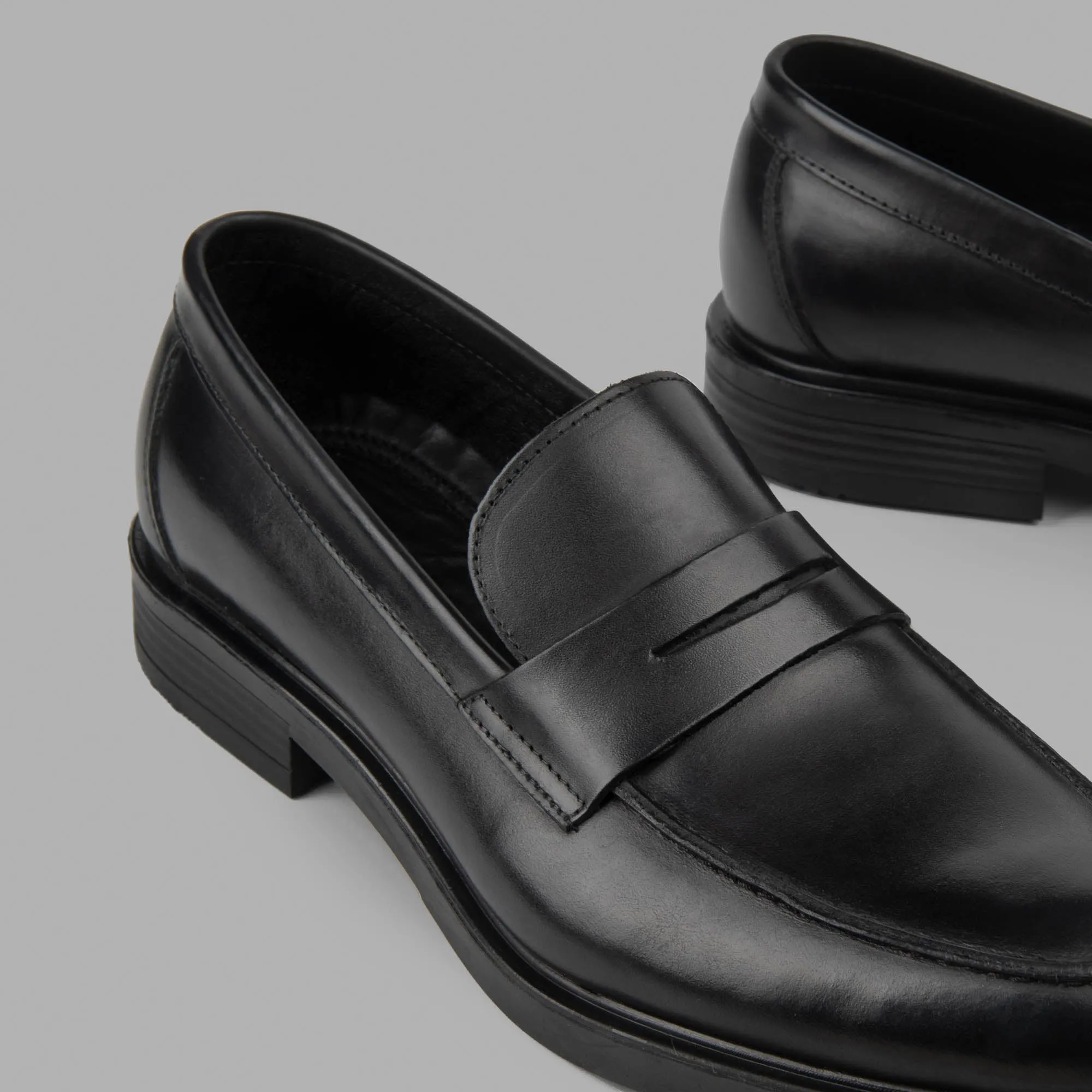 College Loafer Shoes - Black