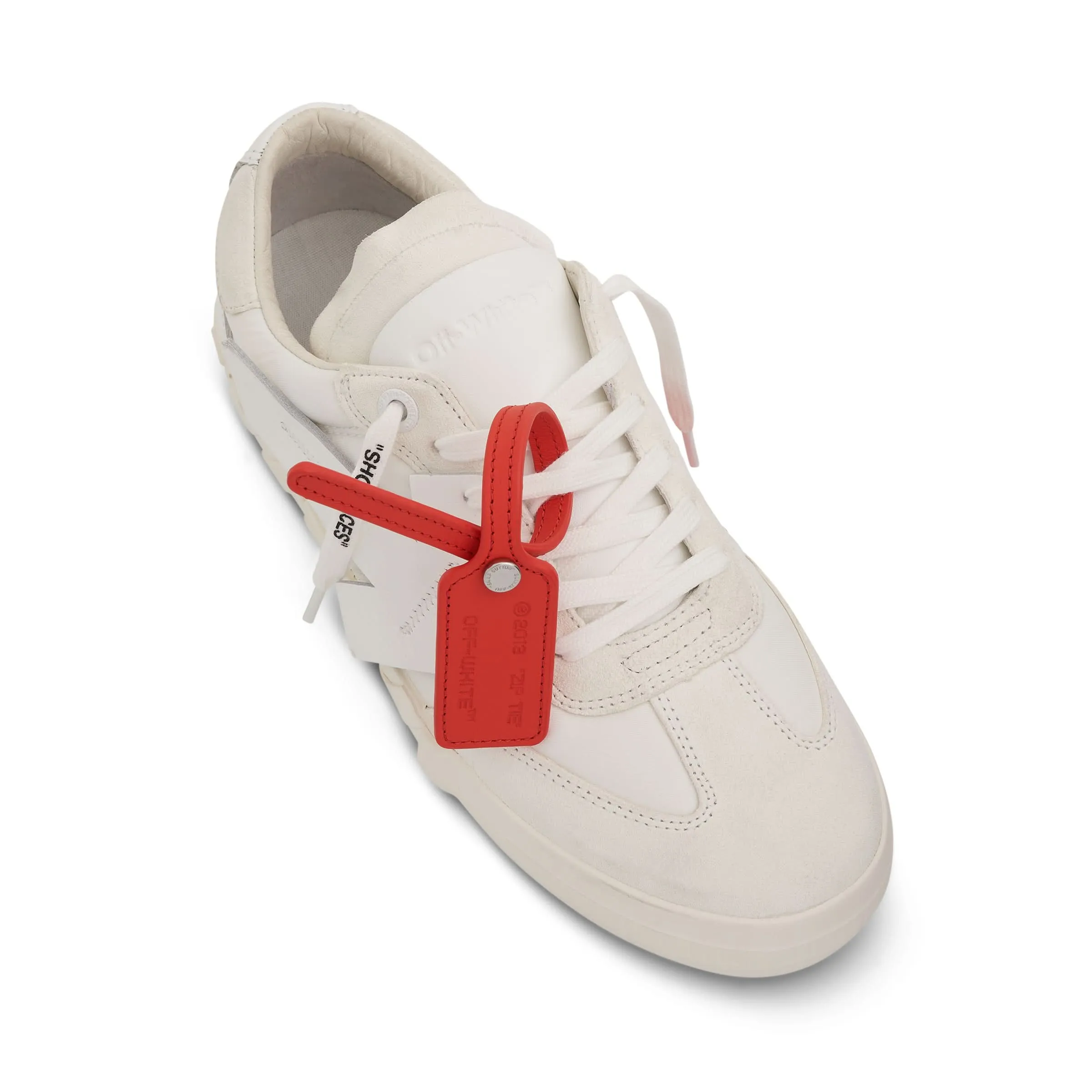 Floating Arrow Low Vulcanised Leather Sneaker in White