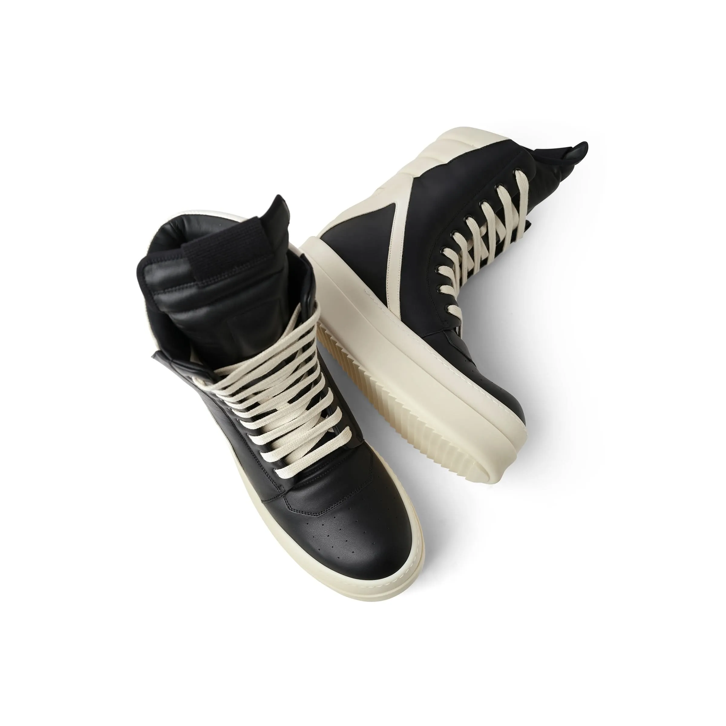 Full Grain Leather Mega Geobasket in Black/Milk