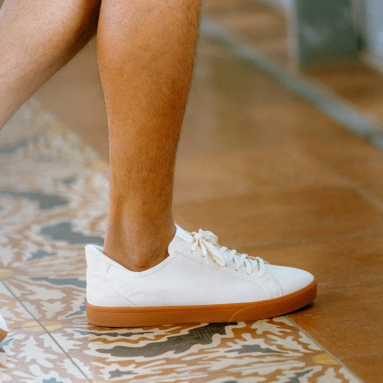 Kizik Irvine Sneaker (Unisex) - Pristine/Gum