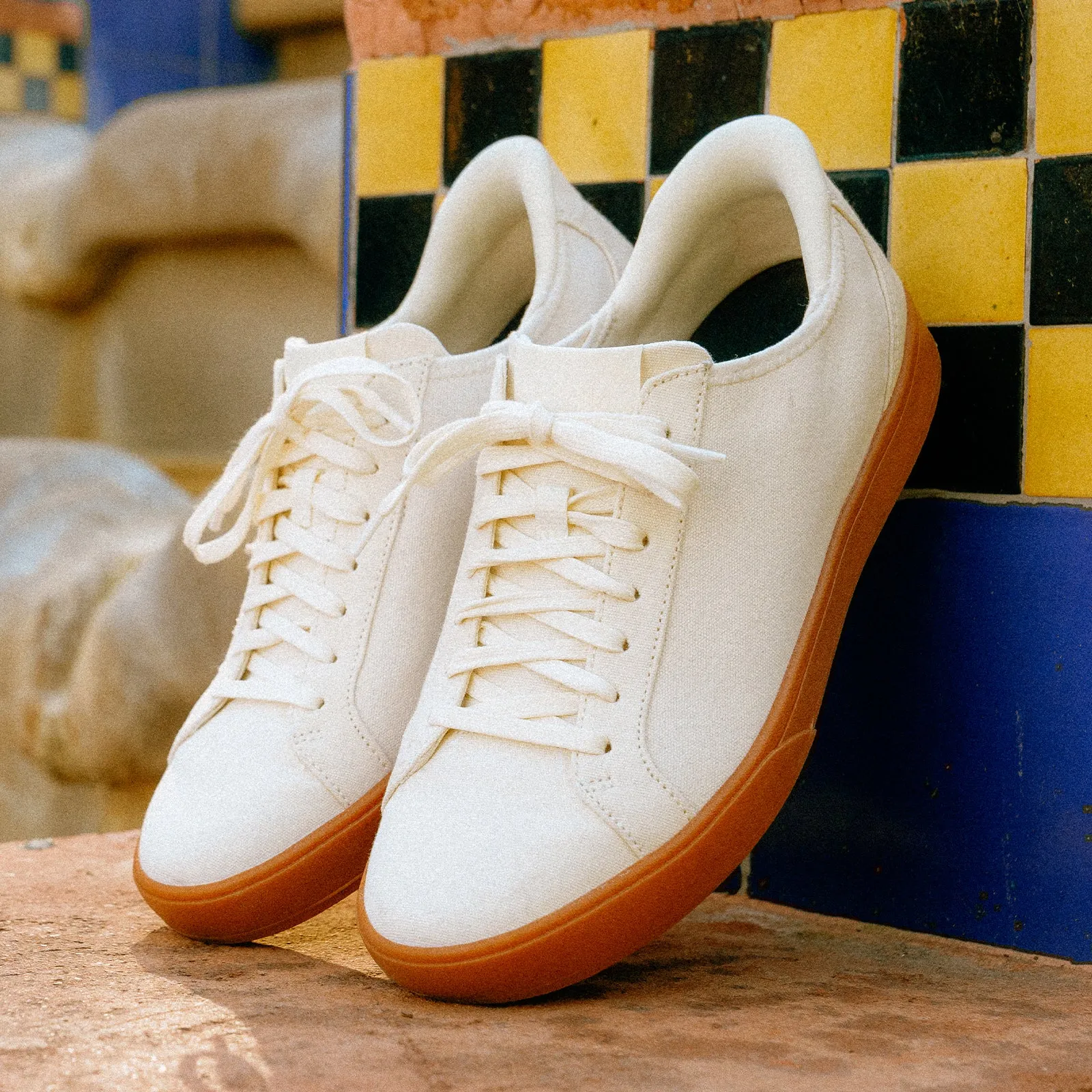 Kizik Irvine Sneaker (Unisex) - Pristine/Gum