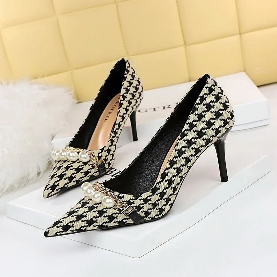 LovelyRLovely Pointed Pearl Chain Plaid Women's Shoes