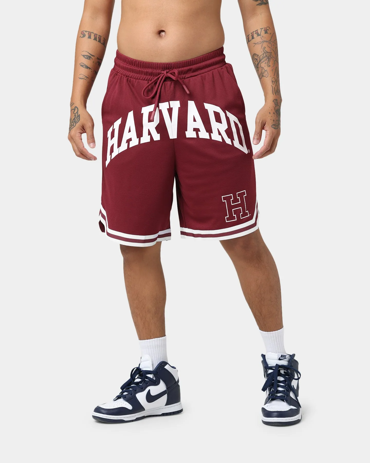 National Collegiate Athletic Association Harvard XL Logo Shorts Burgundy