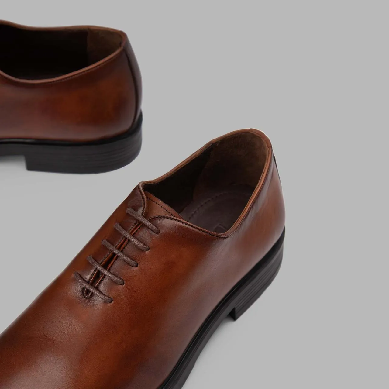 Oxford Whole Cut Shoes - HAVAN