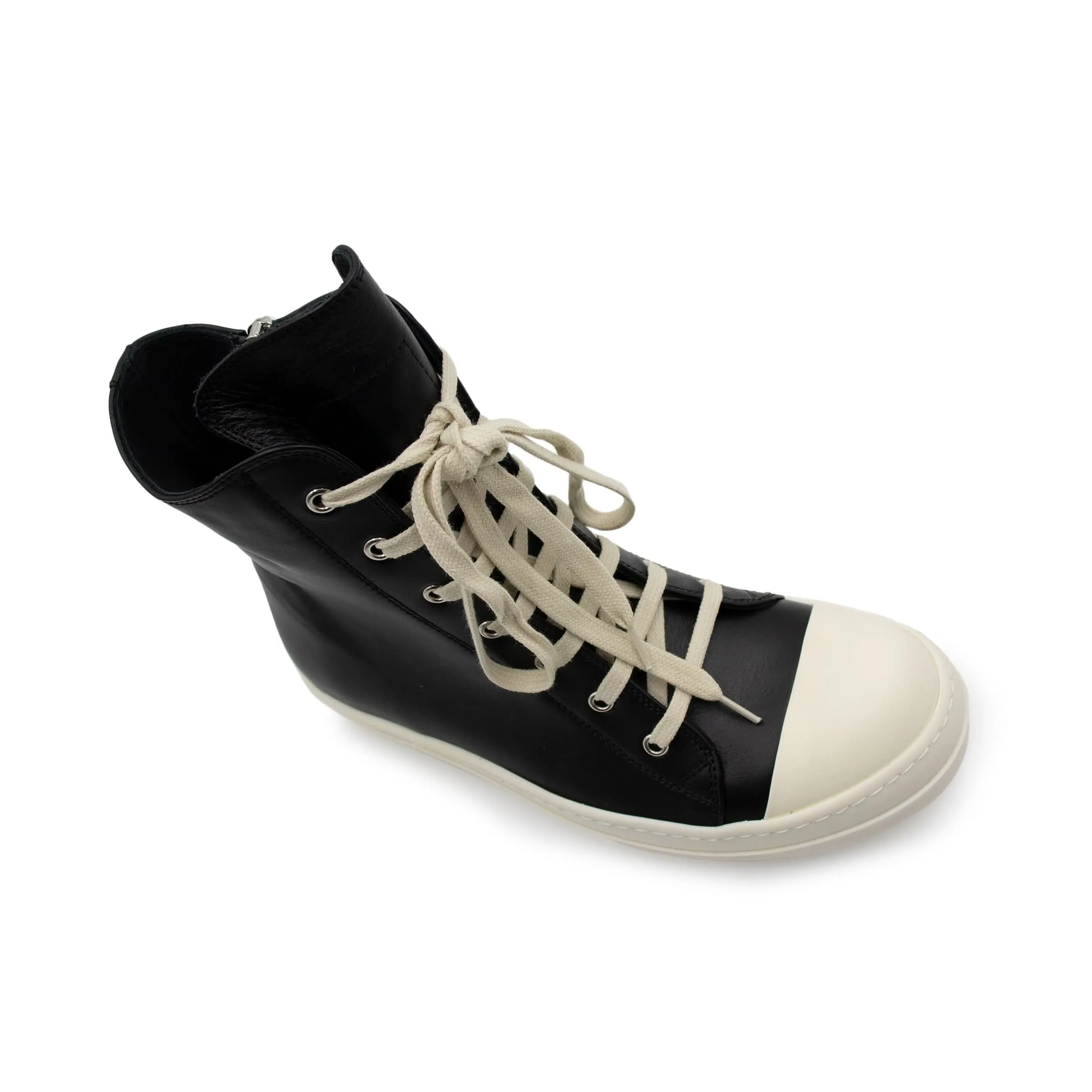 Ramones Hi Sneaker in Black